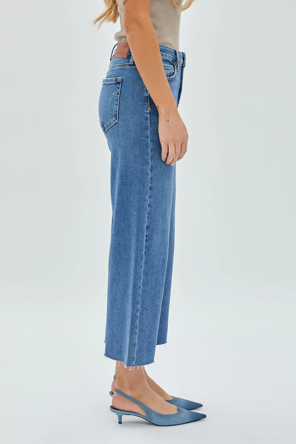 Nori Cropped Jeans