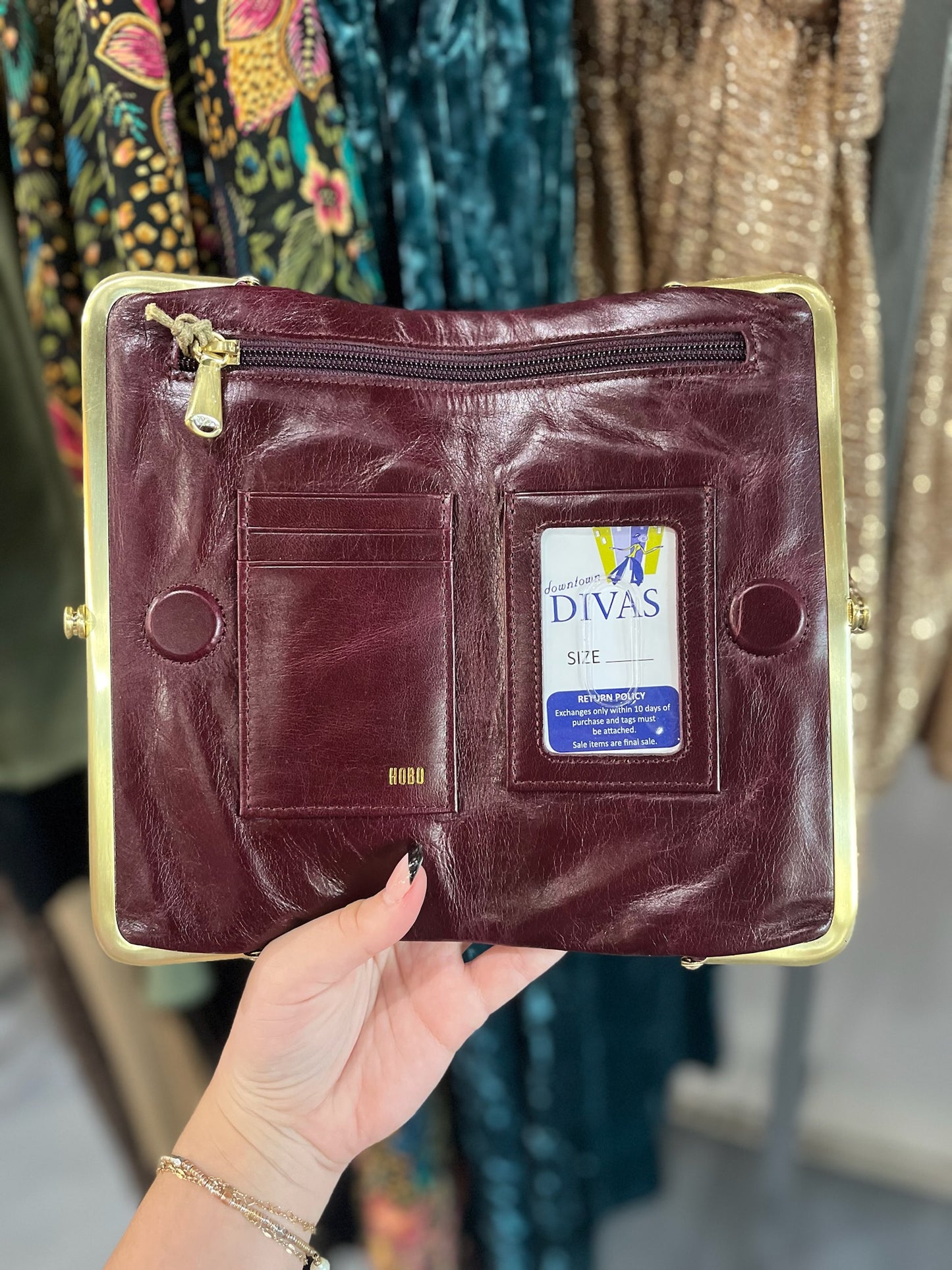 HOBO Lauren Clutch Wallet - Embroidered Plum