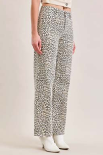 Logan Dad Basic Jean- White Cheetah